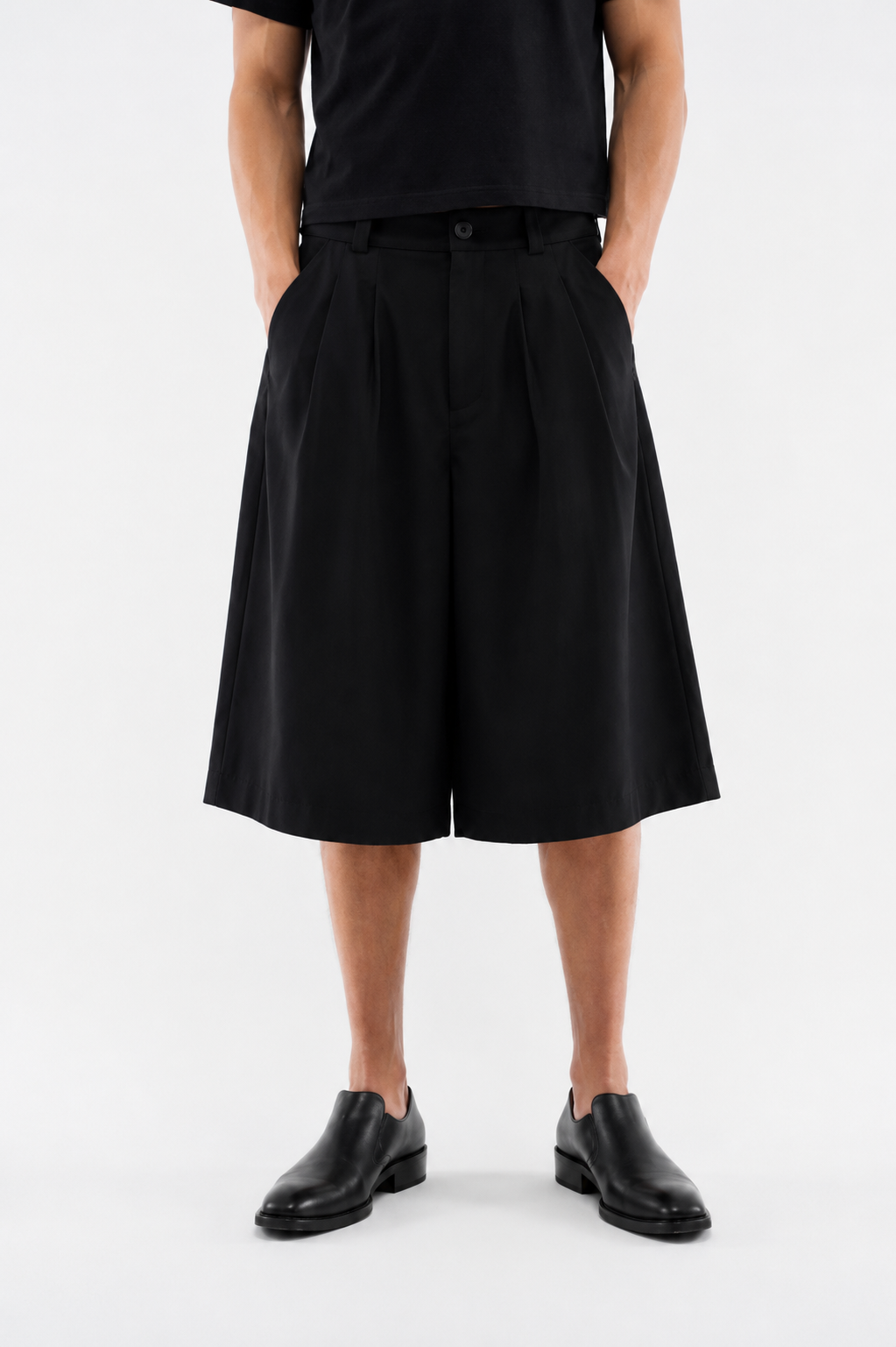 Rogue Club Pleat Suit Shorts