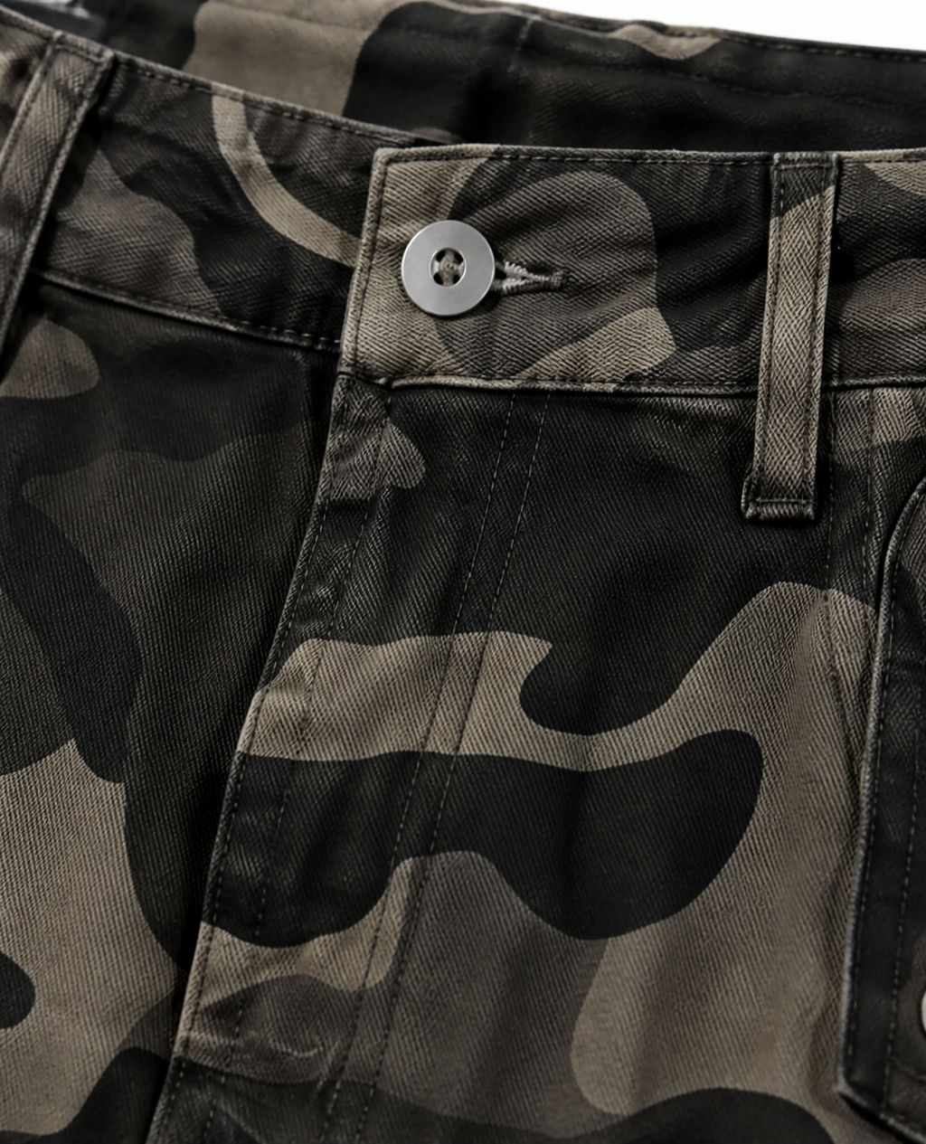 Rogue-Club Camo Cargo Pants