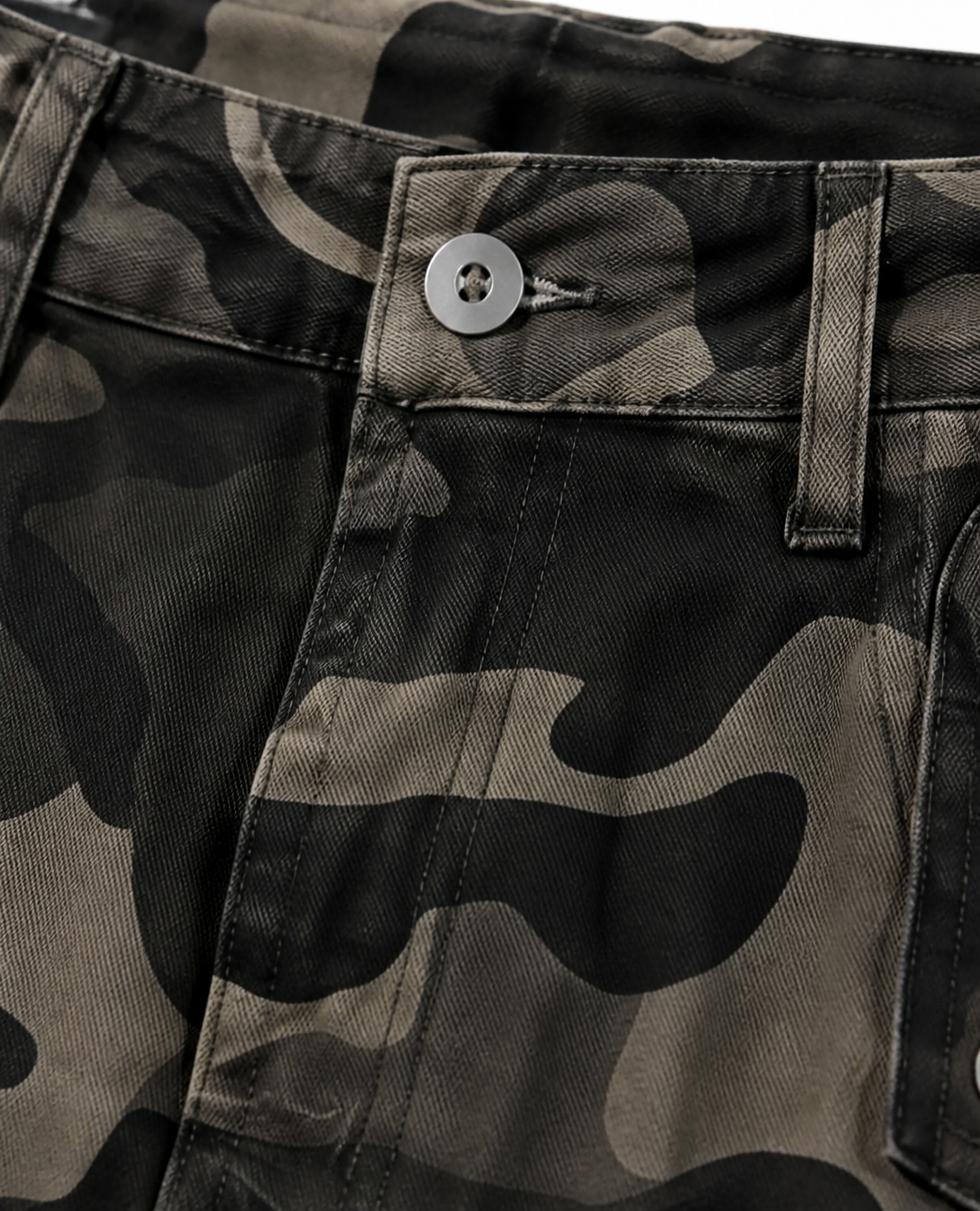 Rogue-Club Camo Cargo Pants