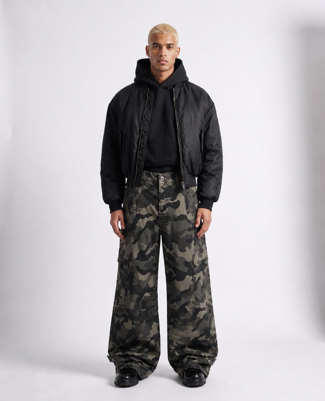 Rogue-Club Camo Cargo Pants